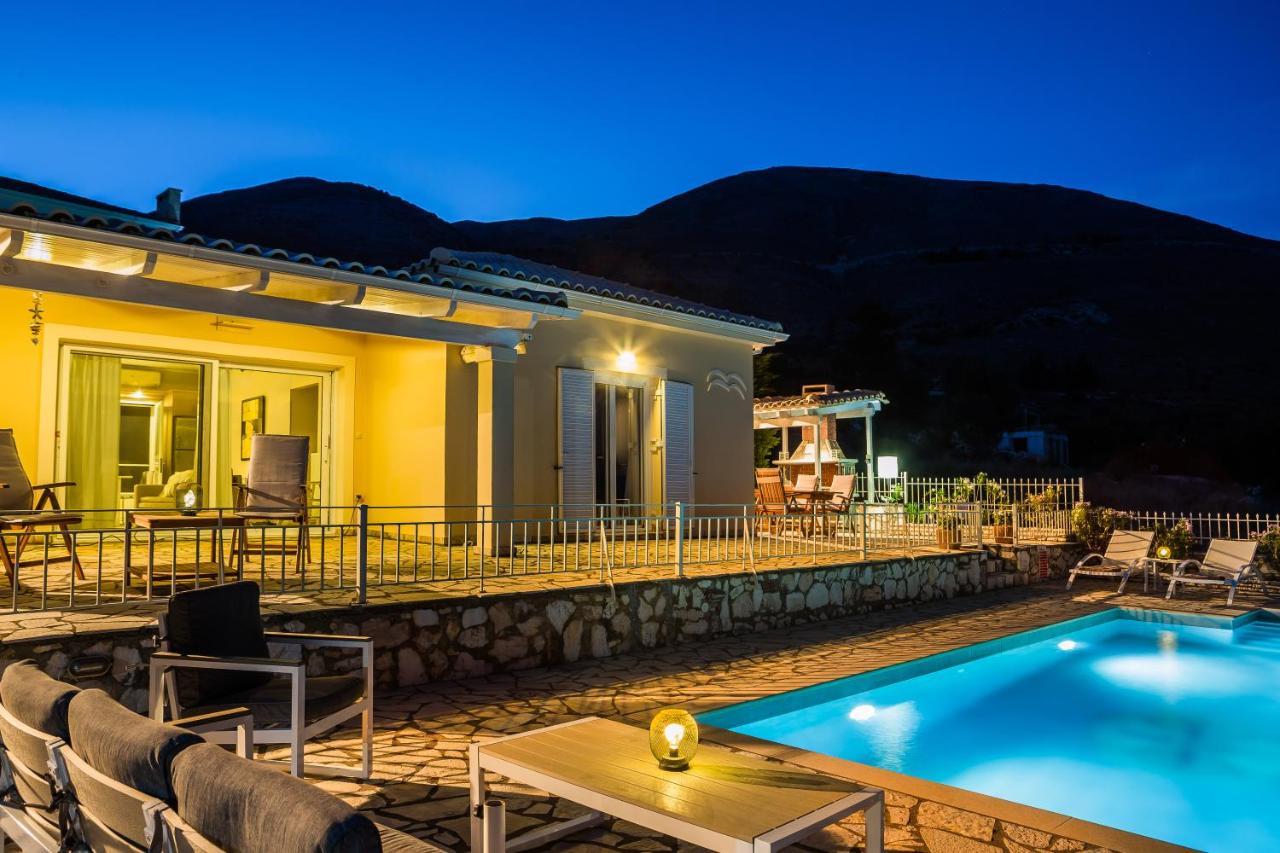 Villa Irida Agia Efimia Eksteriør bilde